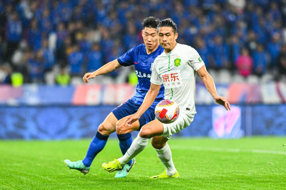 申花大胜领头羊,意气风发取得关键胜利的简单介绍 申花大胜领头羊,意气风发取得关键胜利的简单介绍