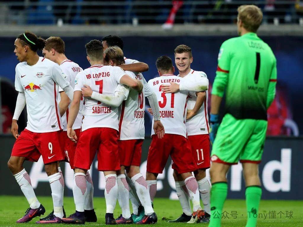 包含云达不莱梅客场战胜沃尔夫斯堡,喜悦胜利的词条 包含云达不莱梅客场战胜沃尔夫斯堡,喜悦胜利的词条